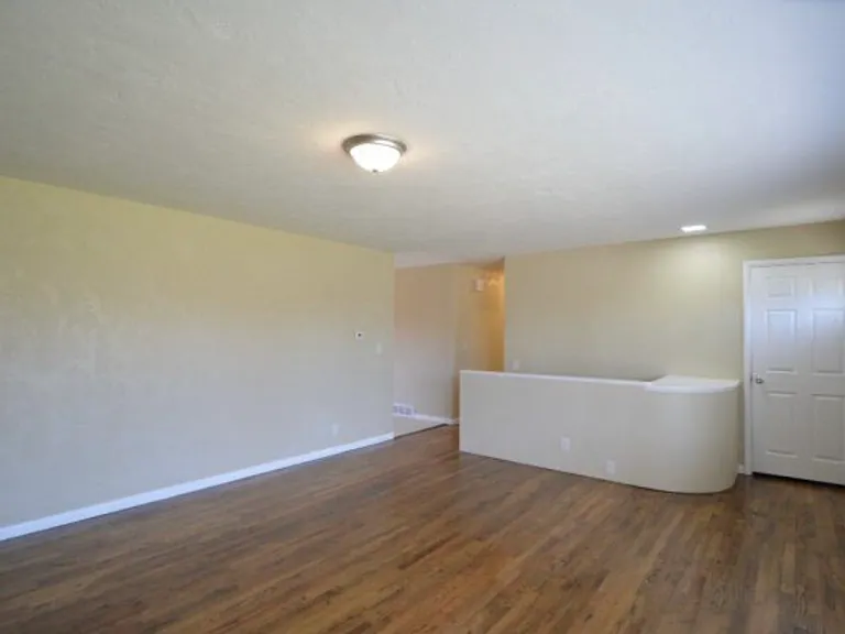 290 Lincoln Dr — Photo 5