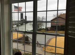 5 Harborview Ct NE, Decatur, AL 35601