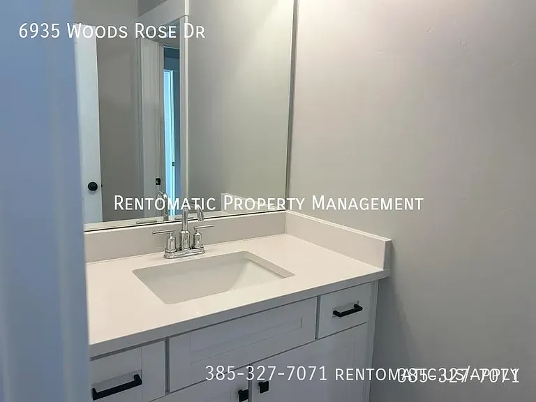 6935 Woods Rose Dr — Photo 25