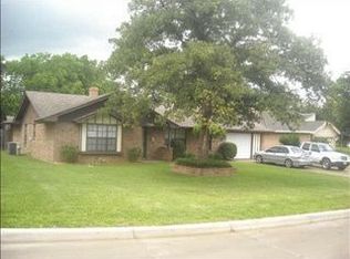 7125 Martha Ln, Fort Worth, TX 76112