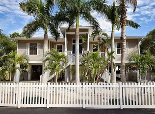 1208 Solitude Ln, Sarasota, FL 34242