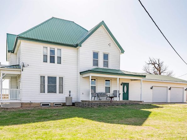 46592 220th St, Remsen, IA 51050