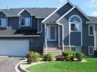 9316 Loch Lomond Ln N, Brooklyn Park, MN 55443