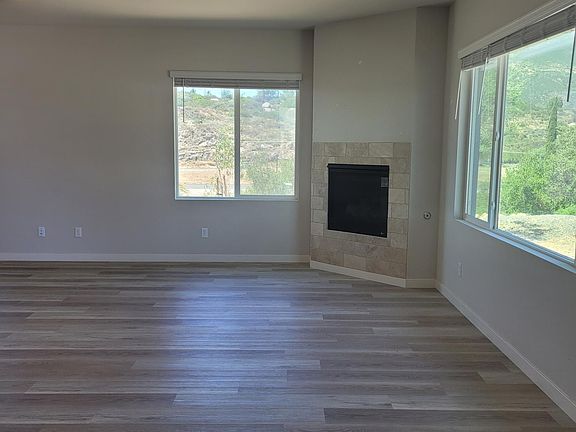 Living Room with fireplace