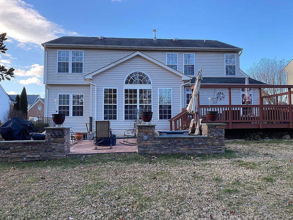 2nd image of 10224 Inchberry Ct