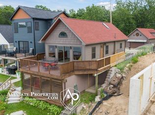 11024 Charles Dr, Byron, MI 48418
