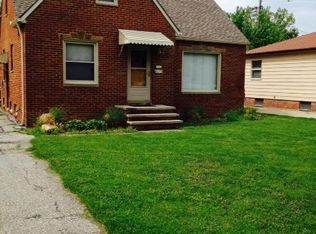 6072 Pearl Rd, Parma Heights, OH 44130