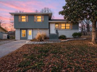 1804 E Samuel J Street, Ozark, MO 65721