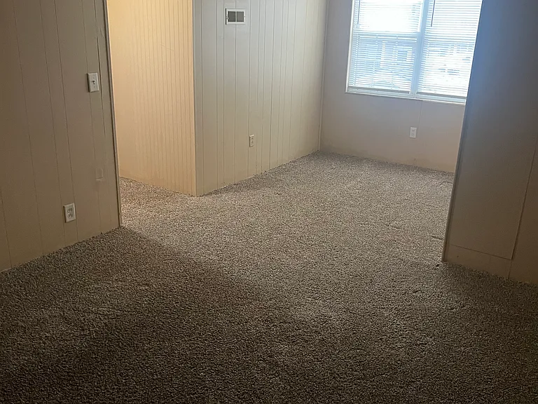 897 E Northfield Blvd — Photo 16