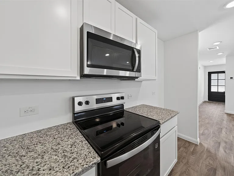 11927 Detar Ct — Photo 13