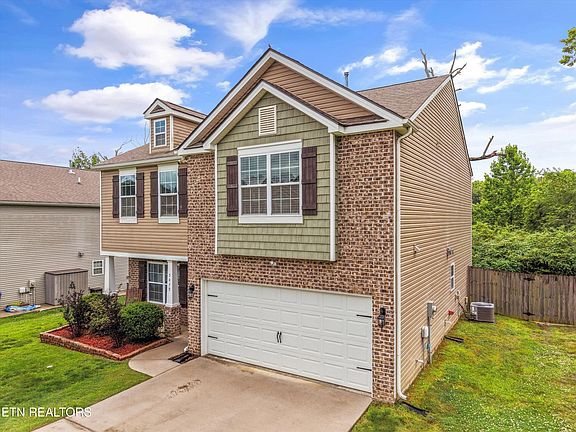 4th image of 5479 Calvert Ln