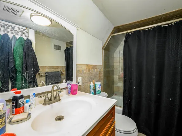 222 3rd Street image 7 of 34