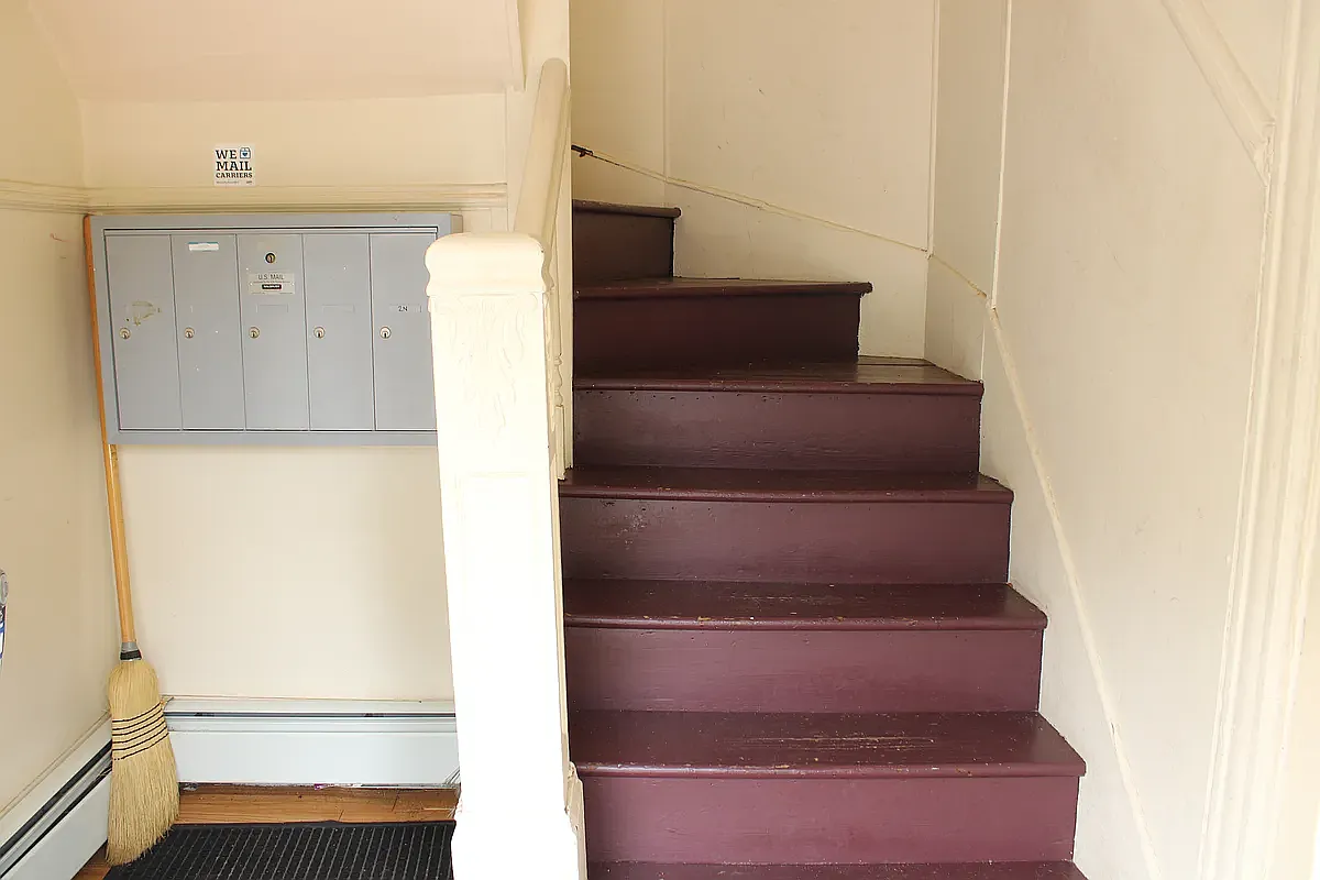 2 bed, 900 sqft, $1,650 — Photo 2