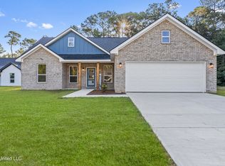 1788 Granhurst St, Gautier, MS 39553