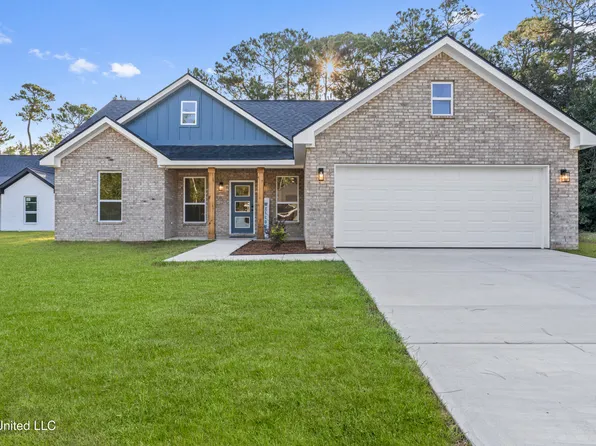 1788 Granhurst St, Gautier, MS 39553