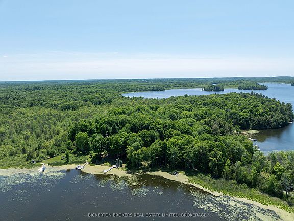 3rd image of 375 Cedar Sands Roadway Rd