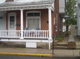 34 N 3rd St FLOOR 2, Emmaus, PA 18049