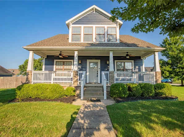 1220 Chancery Ln, Cave Springs, AR 72718