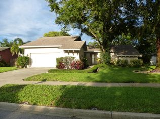 480 Meravan Dr, Palm Harbor, FL 34683