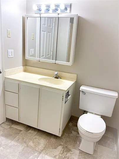 1015 Nandina St #1 — Photo 5