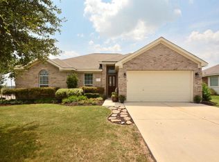 717 Lemonmint St, Lockhart, TX 78644