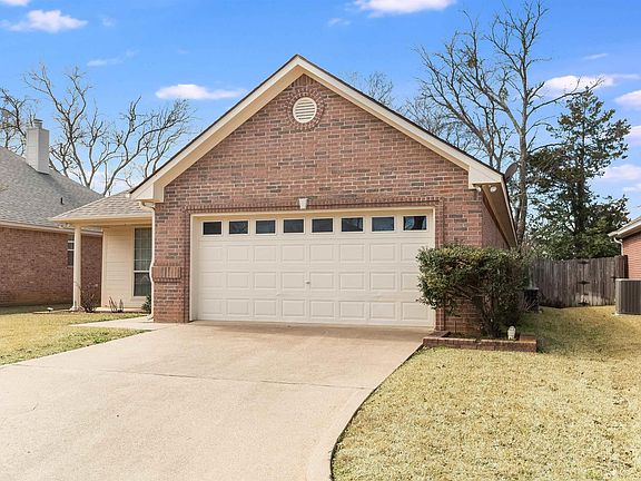 4th image of 3425 Iberville Dr