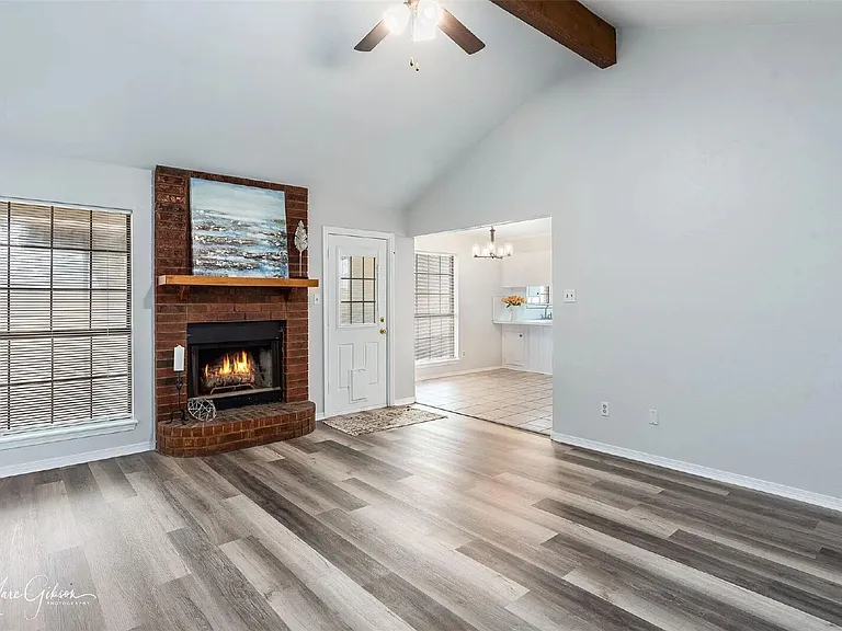 2211 General York Cir — Photo 7