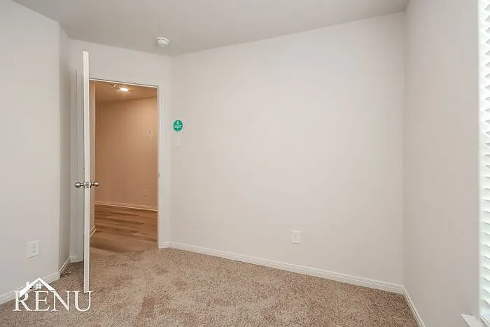 10446 Sweetwater Creek Dr — Photo 16