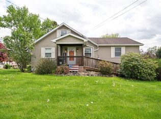 1679 Guffey Rd, North Huntingdon, PA 15642