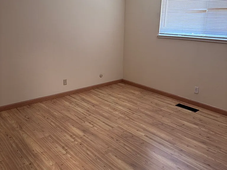 281 Roble Ave #281 — Photo 4