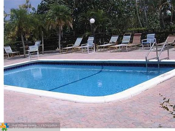 4th image of 3280 Spanish Moss Ter APT 403