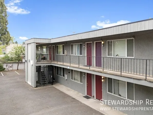 500 Monroe St APT 4, Eugene, OR 97402