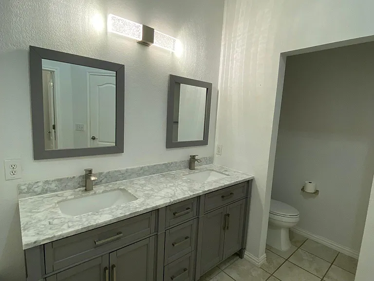 1720 Hackberry Branch Dr — Photo 19