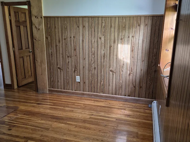 120 Second Crown Point Rd — Photo 8