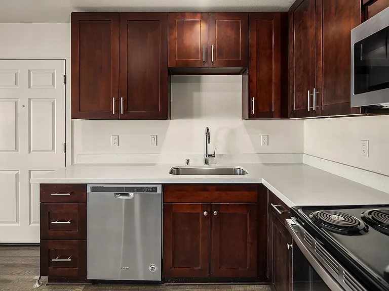 The Lake Apartments — Photo 11