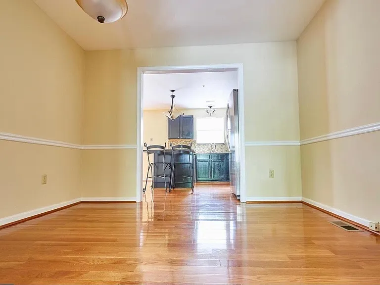 121 Langdon Farm Cir — Photo 7