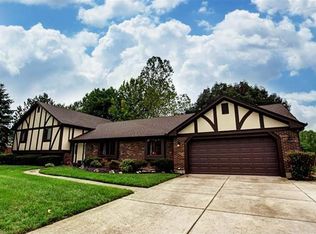 9190 Payne Farm Ln, Dayton, OH 45458