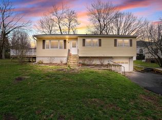 1 Schofield Pl, Beacon, NY 12508