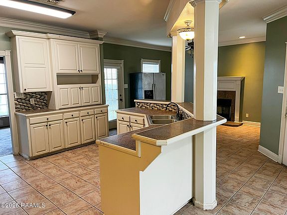 5th image of 500 Austria Rd