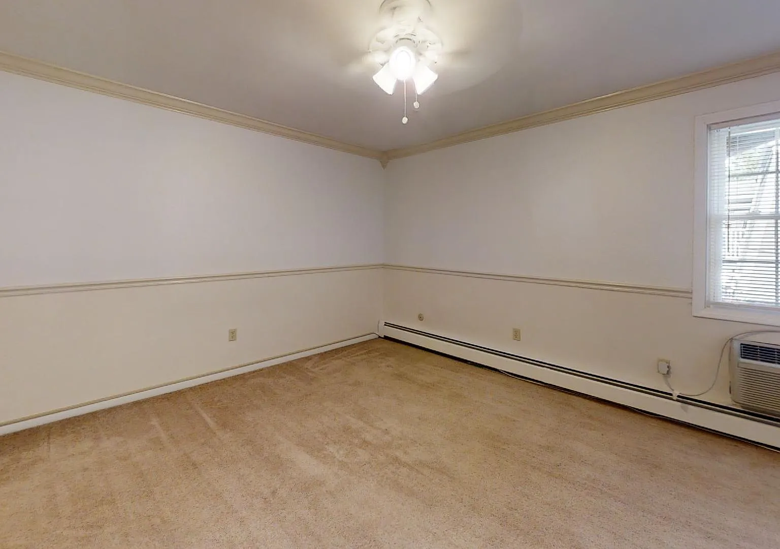 International Apartments RI — Photo 3