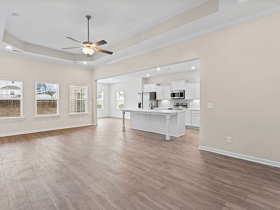 4th image of 1019 Hickoryridge Dr Lot 187
