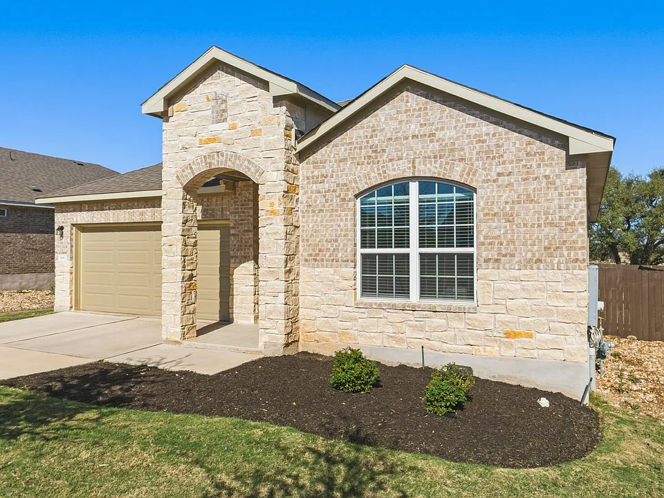 1640 Flying Horseshoe Bnd
