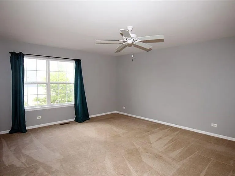 285 W Olmsted Ln — Photo 11