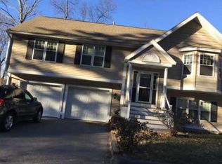 25 Drexel St, Worcester, MA 01602