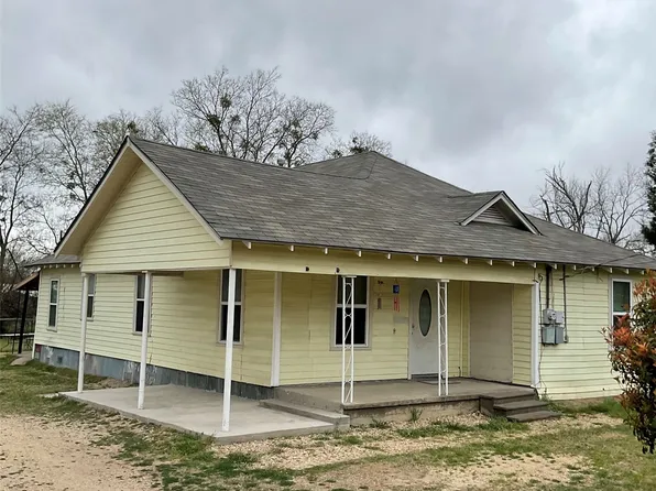 400 E Travis St, Mexia, TX 76667