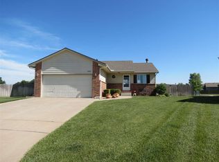 1906 N Nickelton Ct, Wichita, KS 67235