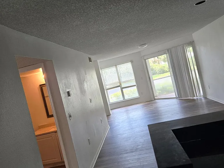 10028 Strafford Oak Ct #701 — Photo 3