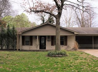 304 N Main St, Kennett, MO 63857