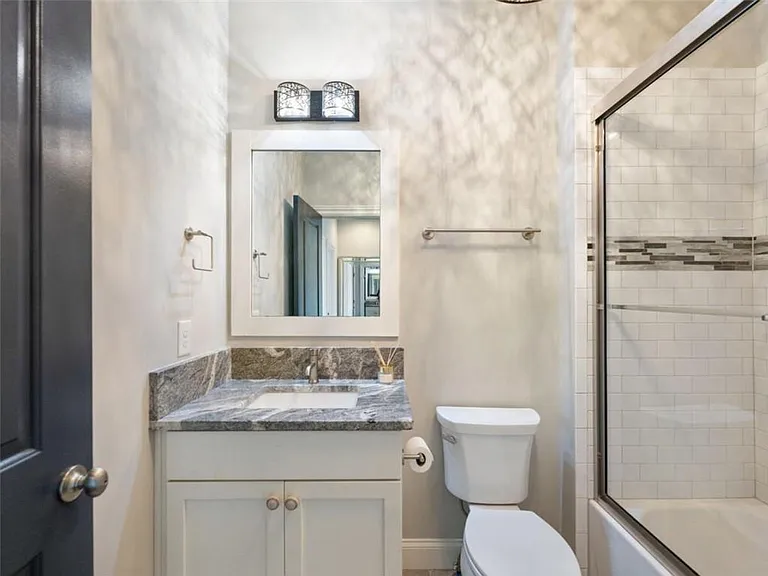 378 Bill Kennedy Way SE — Photo 44