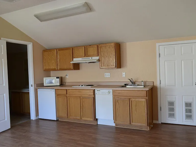 2304 Saint Paul Dr #B — Photo 2